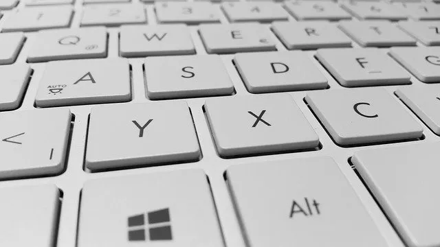 Skróty na klawiaturze - rodzaj kombinacji informatycznych, które warto poznać
